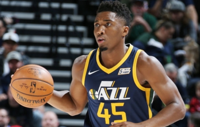 多次在中场 多次在中场